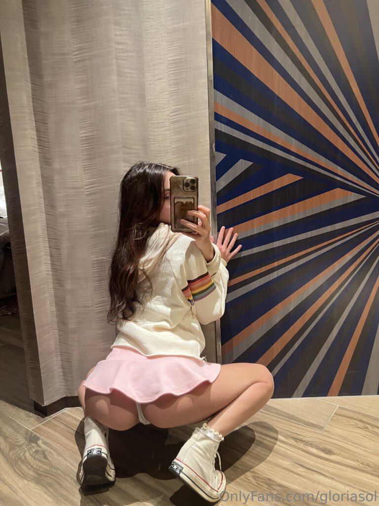 Gloria Sol Pink Skirt Tease Onlyfans Images Leaked (7)